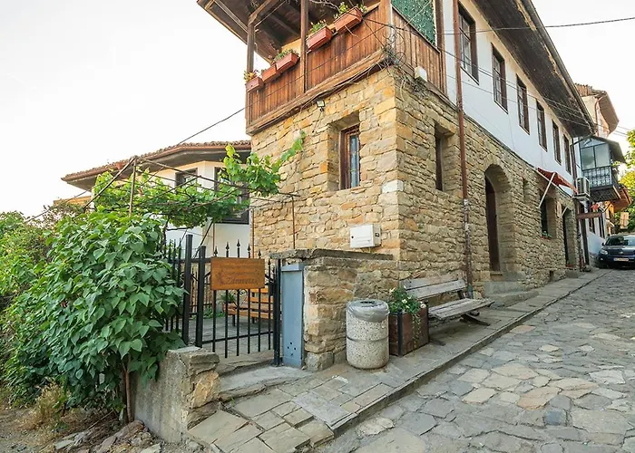 Apartment Zdravets 2, In The Heart Of The Old Veliko Tarnovo